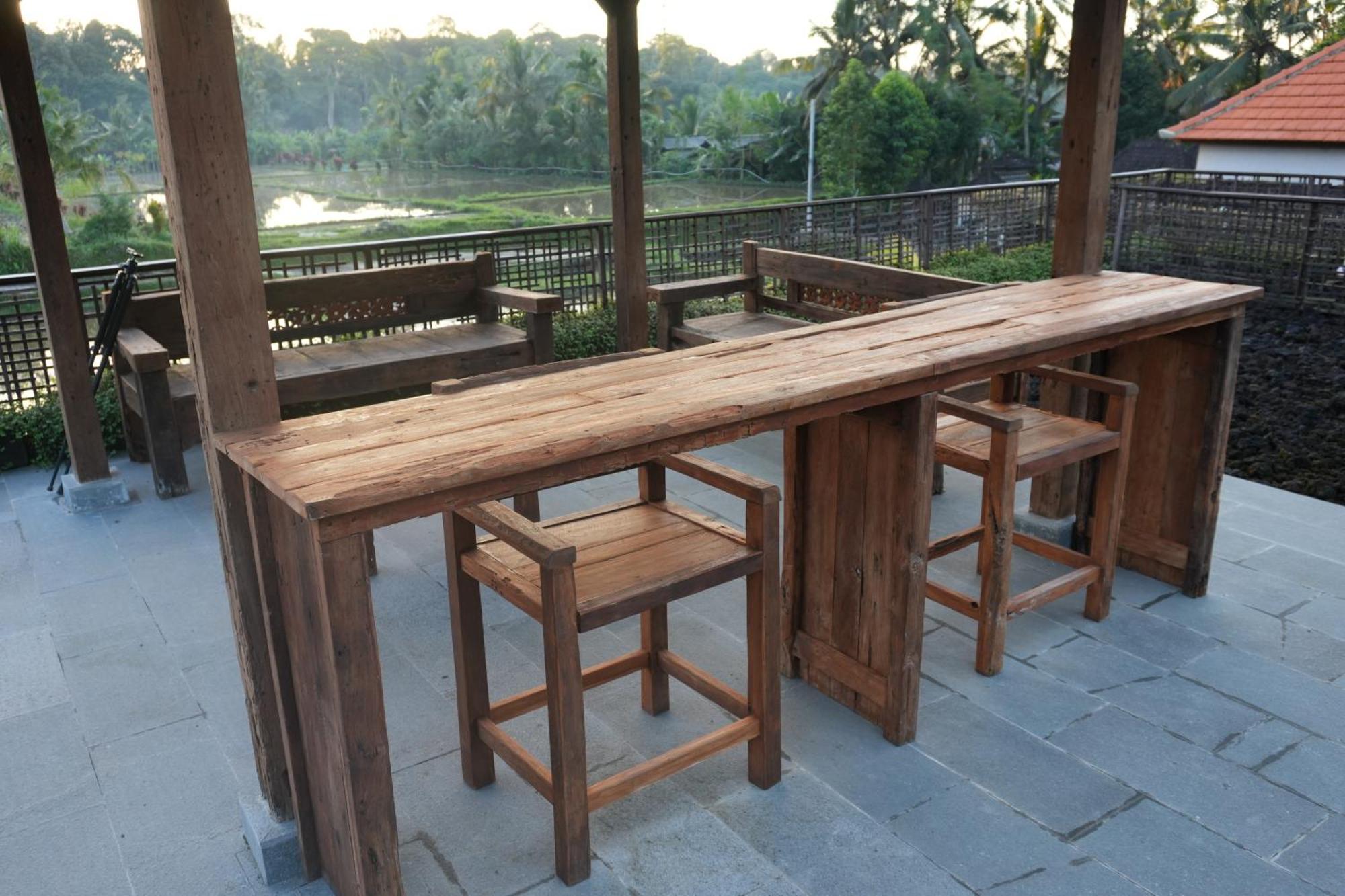 Karang Dukuh Villa *