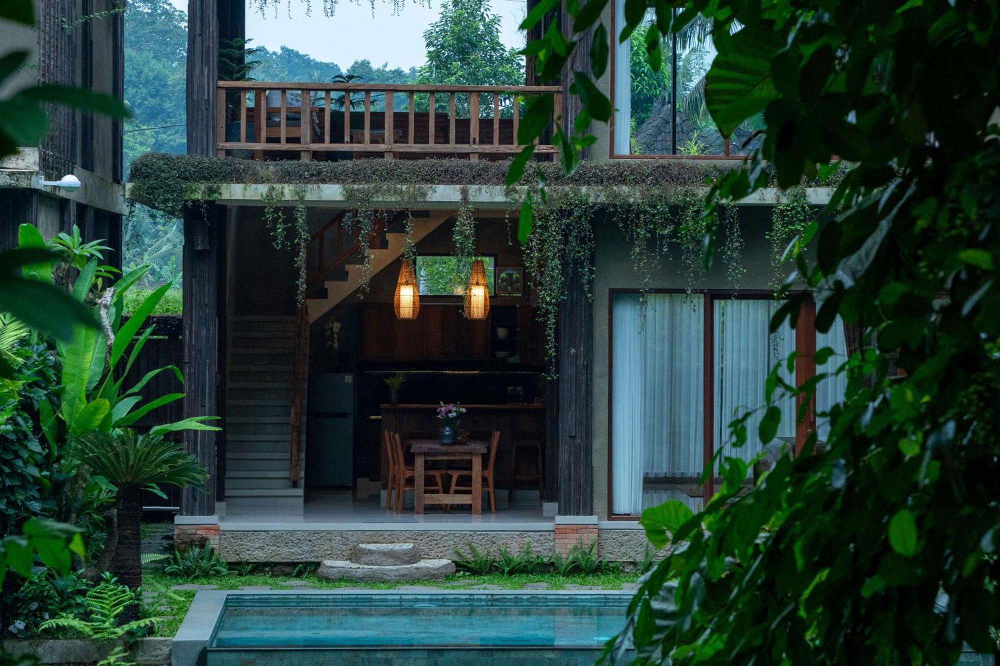 Villa Karang Dukuh