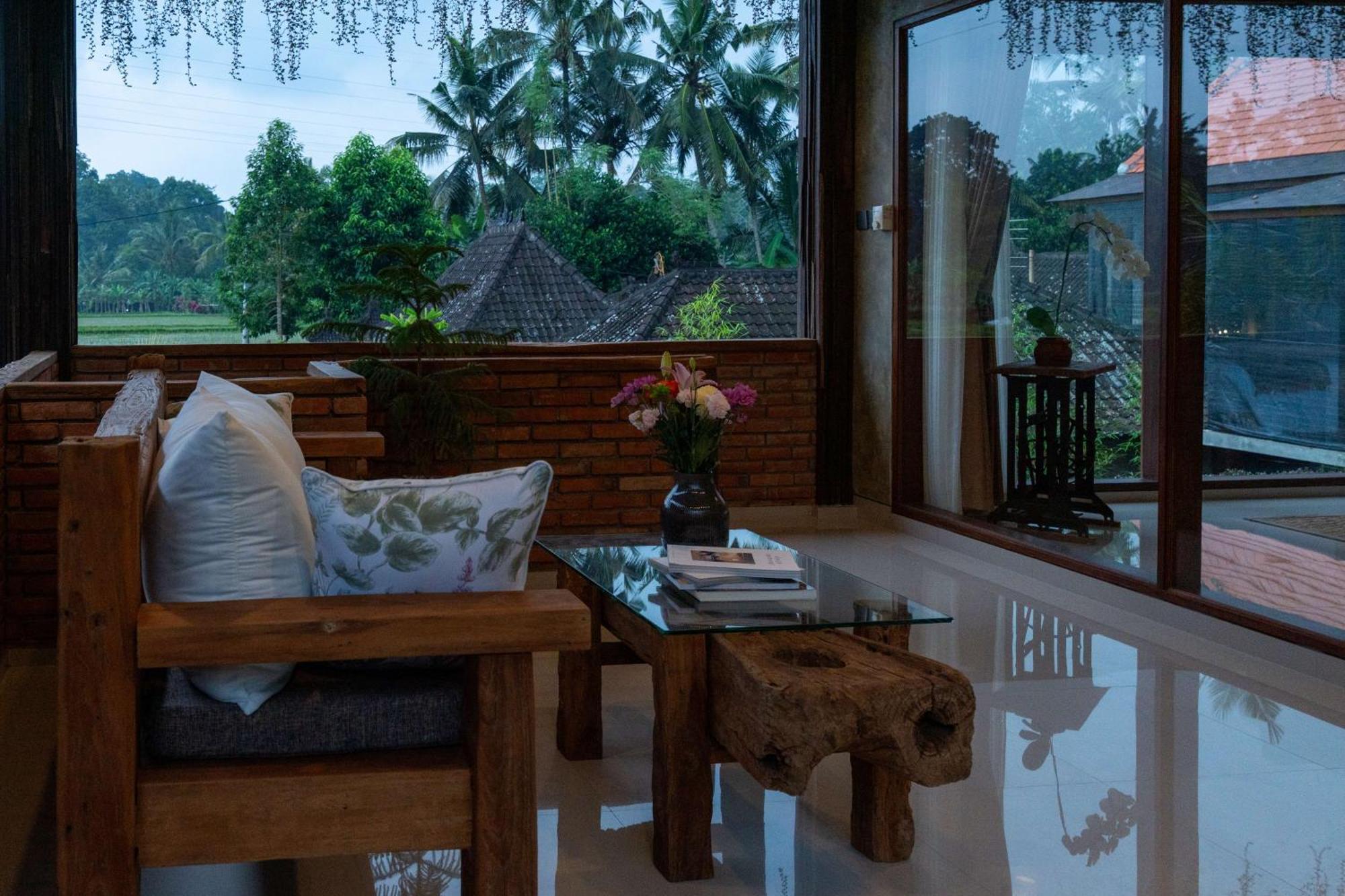Villa Karang Dukuh *